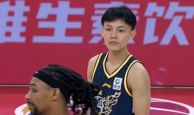 必威体育app下载-伤势不乐观，依旧去报到！杜锋爱徒好样的，郭士强会留下他吗？
