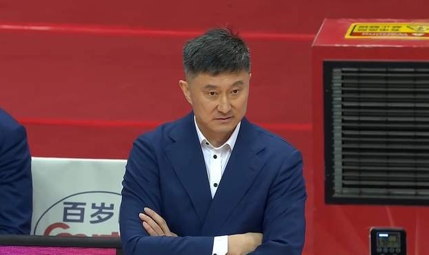 必威体育官方网站-上海险阴沟翻船，广东重回前4，广厦稳住第2，山东下滑，辽宁憋屈